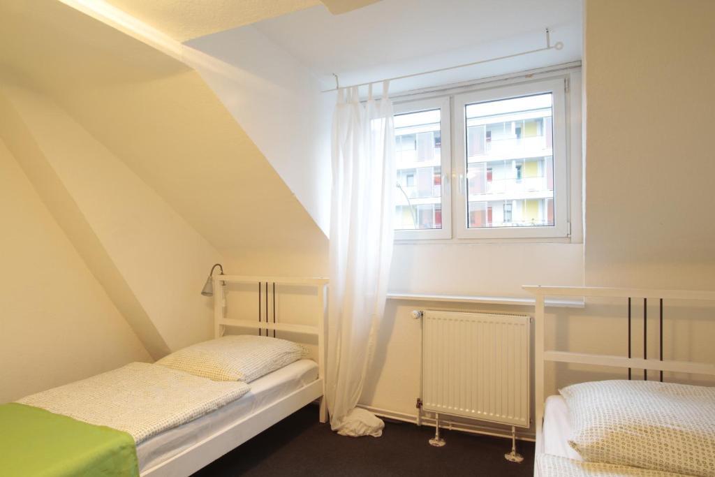 Bedpark Altona Pension Hamburg Room photo